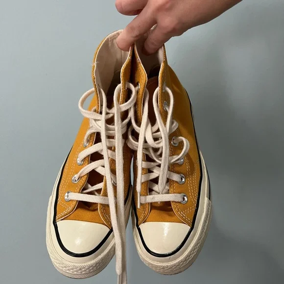 Converse Chuck 70 High Tops in Sunflower size 5 - Picture 2 of 5